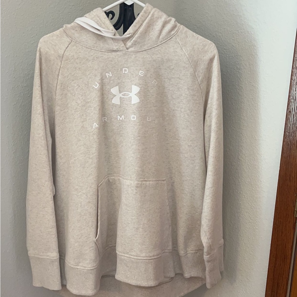 Underarmor sweatshirt